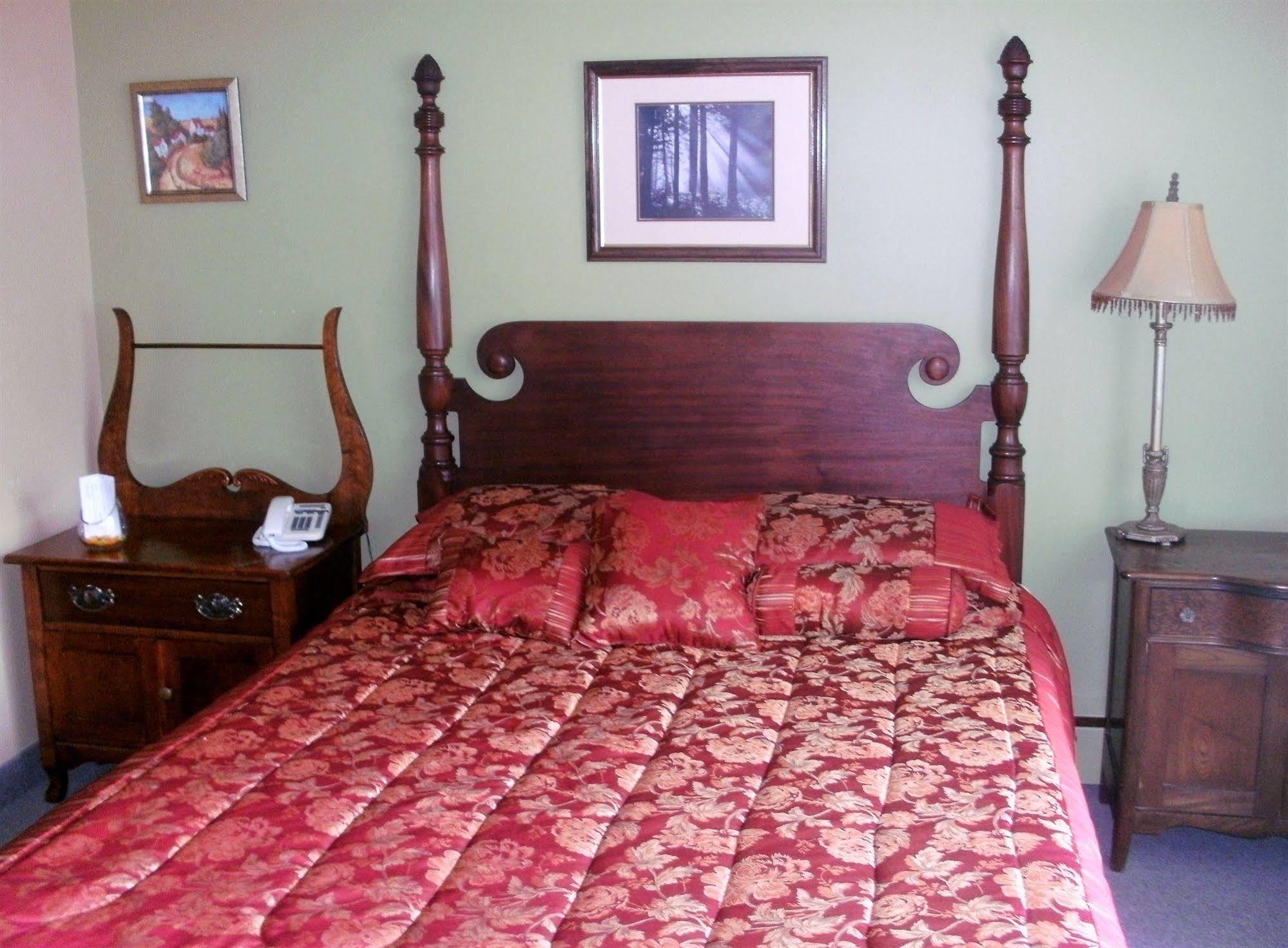 Motel Fleur De Lys Magog Εξωτερικό φωτογραφία